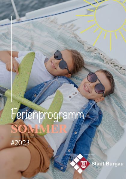 Burgauer Sommerferienprogramm 2023 Titelbild Kinder mit Sonnenbrille liegend auf Picknickdecke